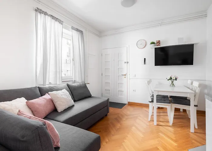 City Pearl In Prime Location!